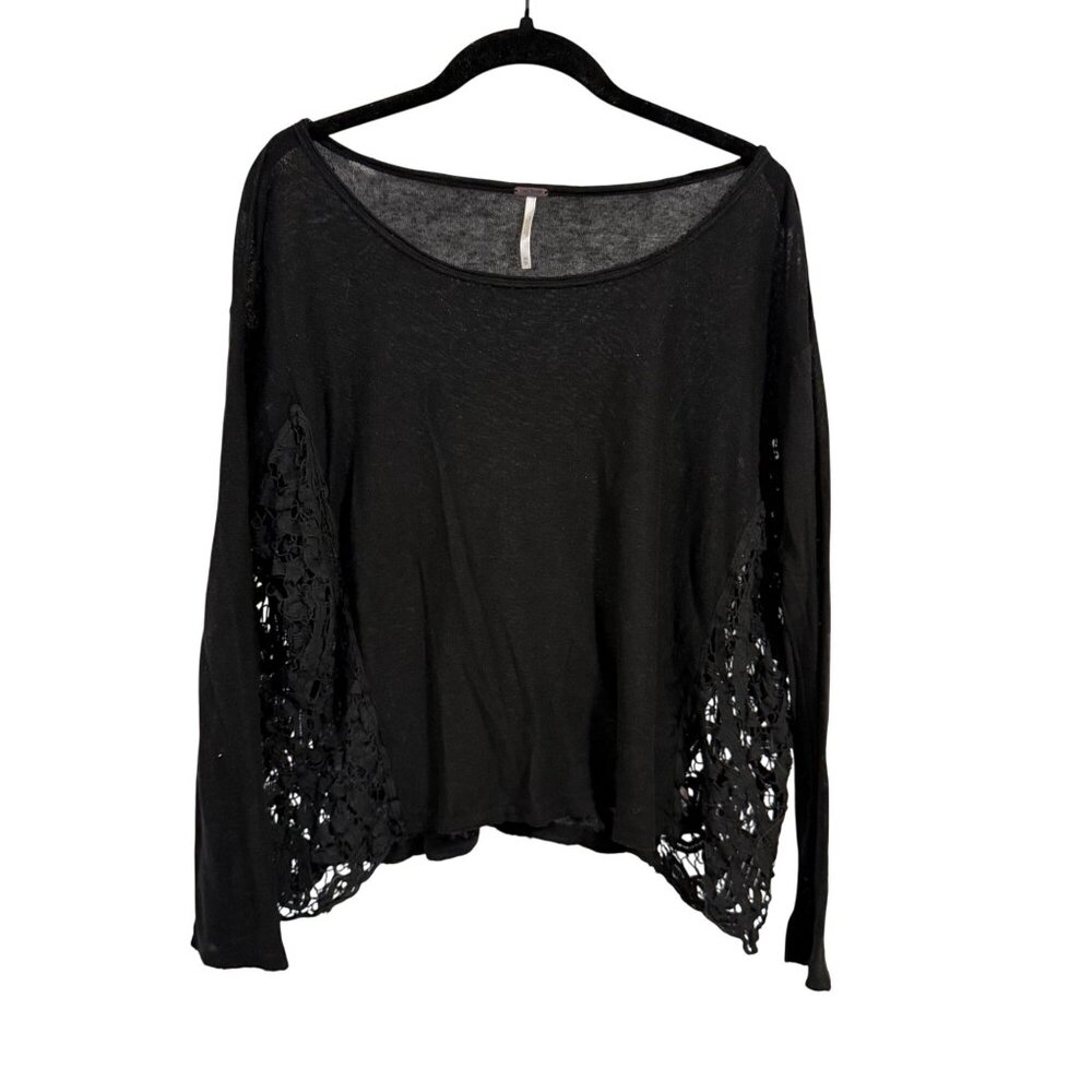 Free People Love Me Do Black Lace Crochet Side Blouse‎ Size XS